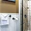 Hotel Louisbourg