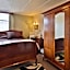 Astor Private Hotel