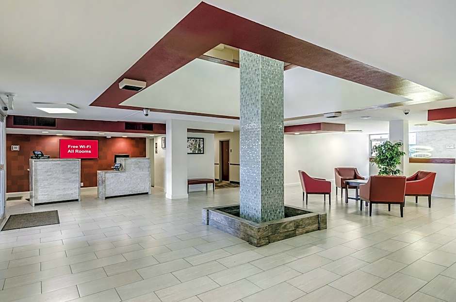 Red Roof Inn PLUS+ Wichita East