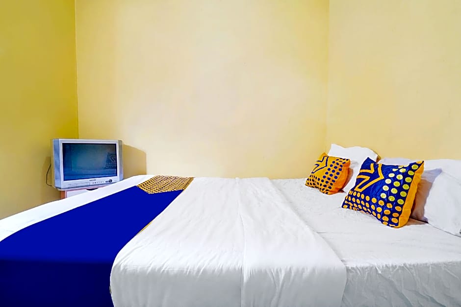 SPOT ON 91638 Anna Homestay Syariah