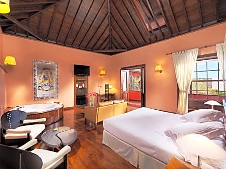 junior suite standard