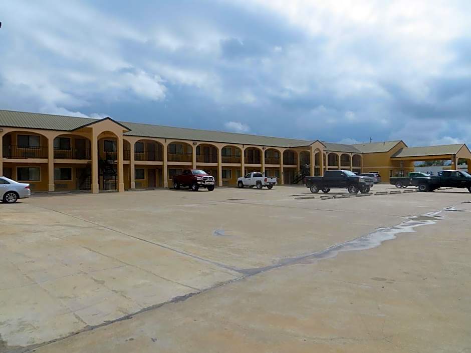 La Grange Executive Inn and Suites