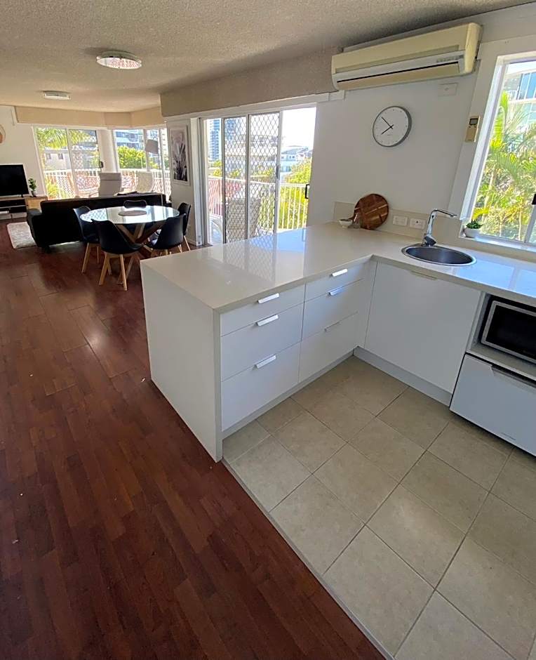 Bayviews and Harbourview Holiday Apartments