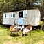 Somerleyton Meadows - The Hideaway Hut & Hot Tub
