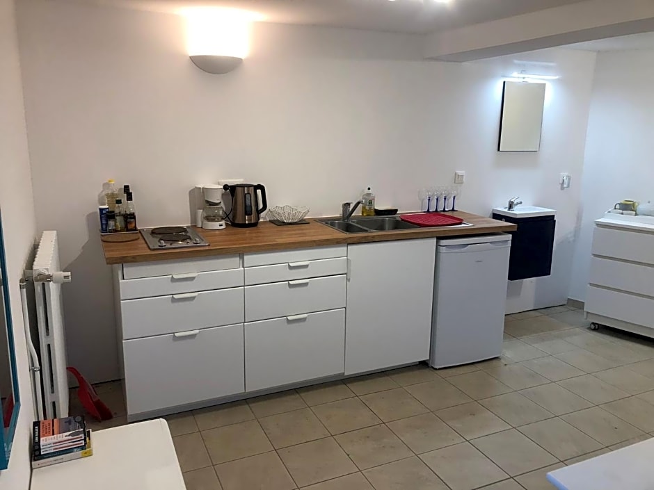 La Minoterie - Studio avec kitchenette et Chambre d'hôtes