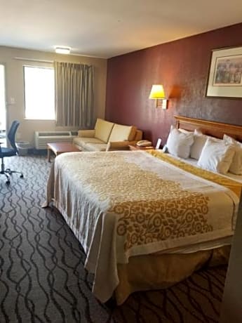 King Room - Non-Smoking