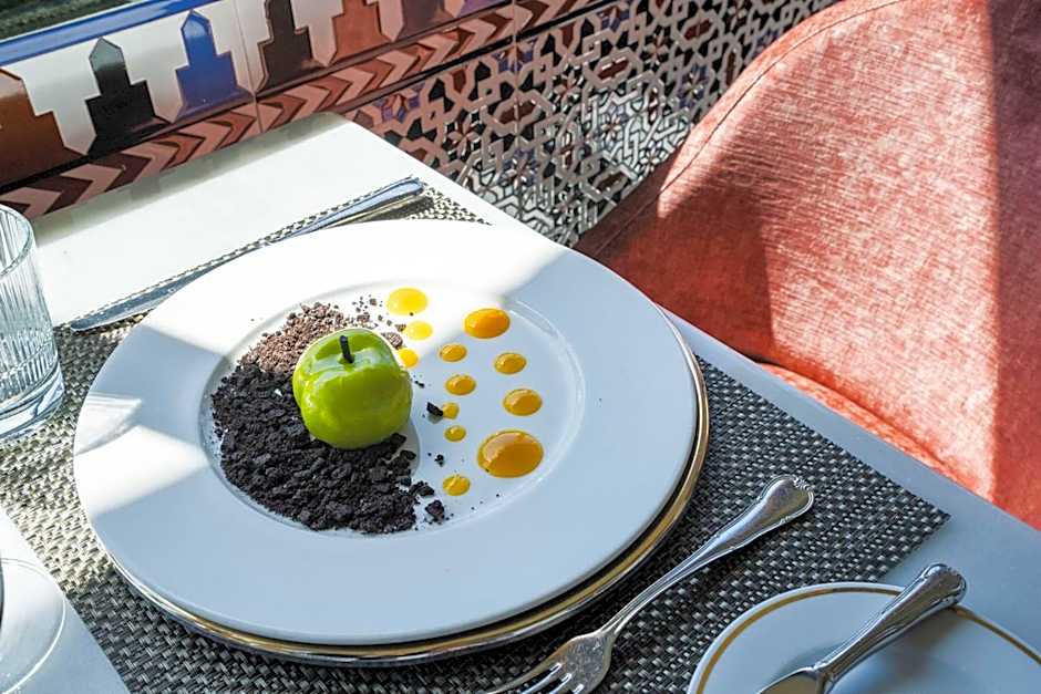 Alhambra Palace Hotel