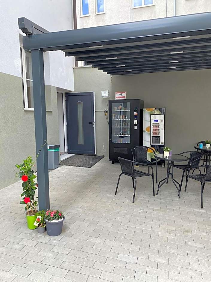 Hotel Central Linz - 24h Self-Check-in