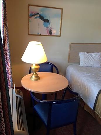 Standard Room with Two Queen Beds - Smoking