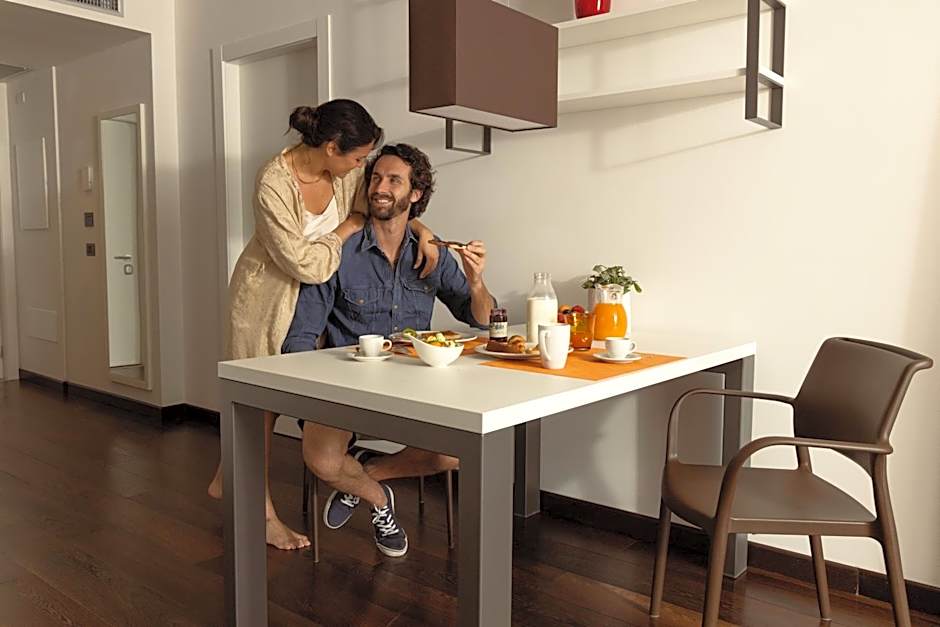 Aris Apartments & Sky Pool - Tonelli Hotels - Adult Friendly