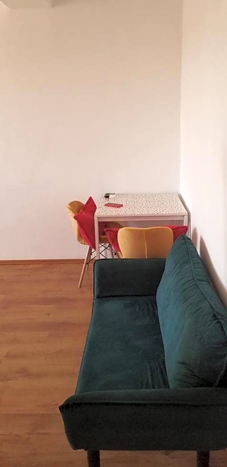 Private room at Ceausescu's place in Old City Unirii Square