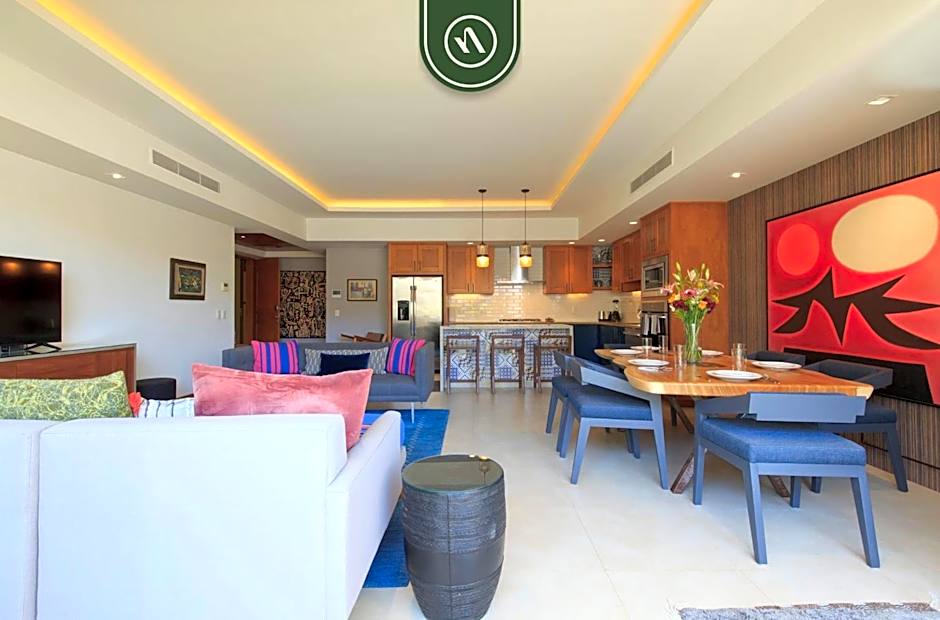 Great Apartment with Rooftop Pool