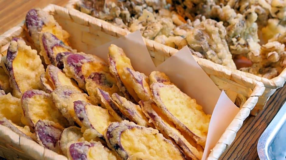 Manza Juraku All-inclusive Hotel