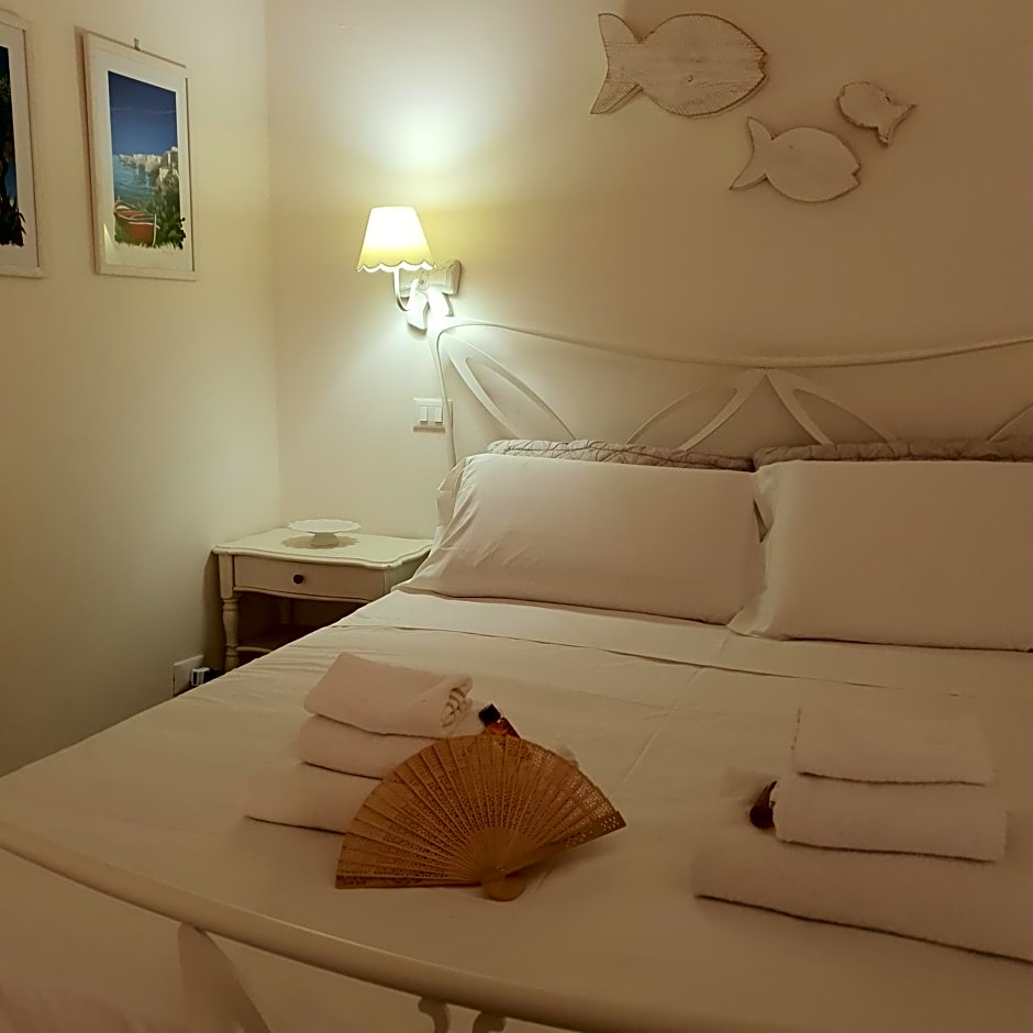 White Suite Polignano 08