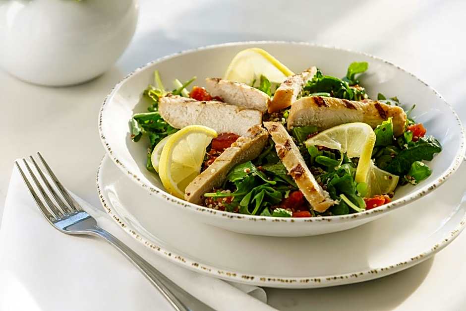 Courtyard by Marriott Los Angeles Woodland Hills