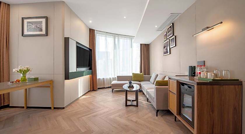 Holiday Inn Guangzhou Zhujiang New Town by IHG