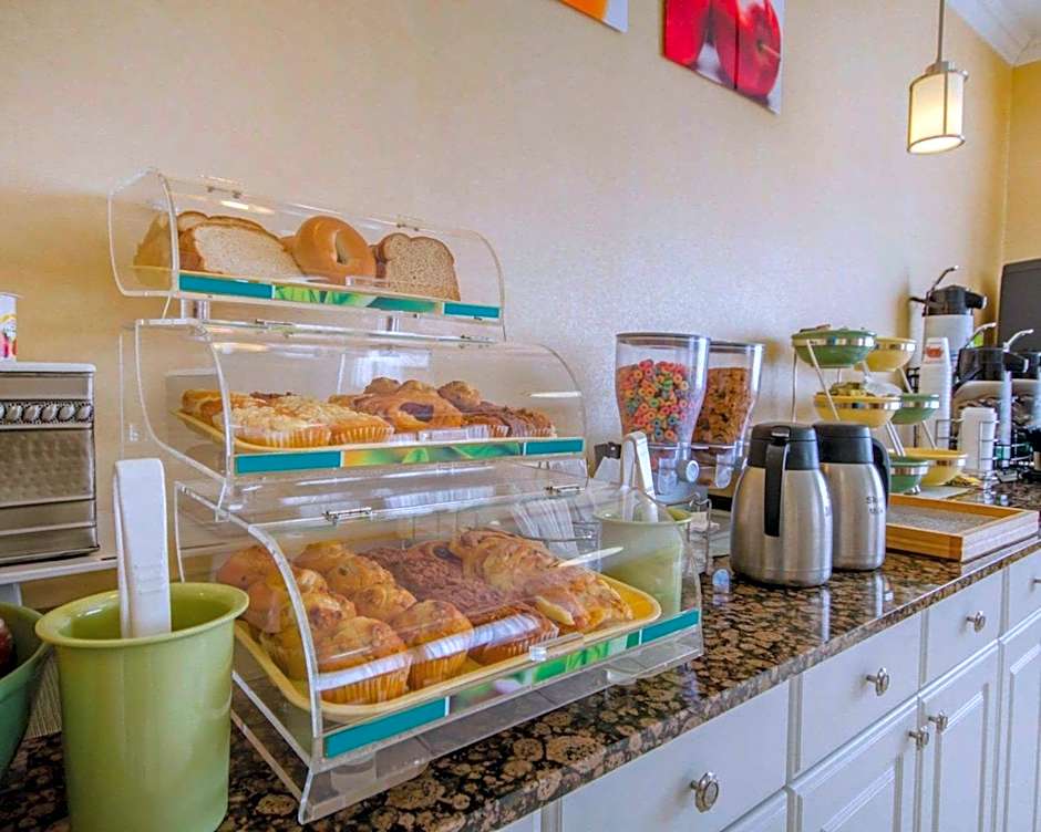 Quality Inn Evansville Eastland Area