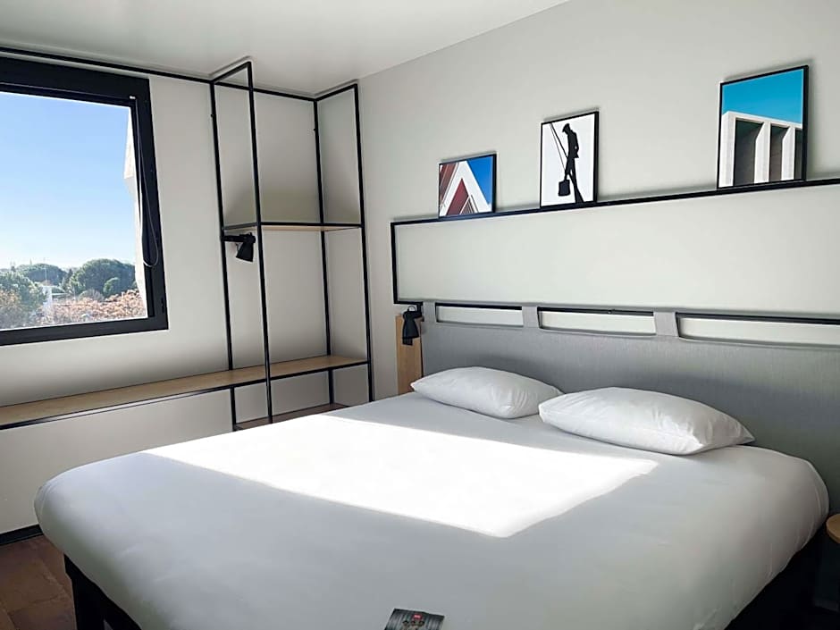 Ibis Lunel Petite Camargue