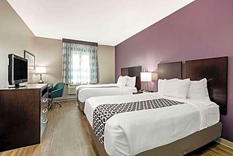 Deluxe Double Room with Two Double Beds - Non-Smoking