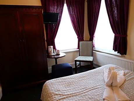 Double Room with Shared Bathroom