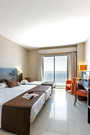 Double Room Sea View ( extra bed)