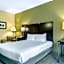 Best Western Plus Plaza By The Green