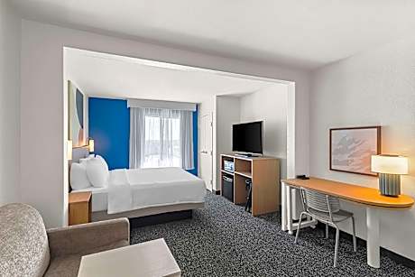 King Room with Sofa Bed - Non-Smoking