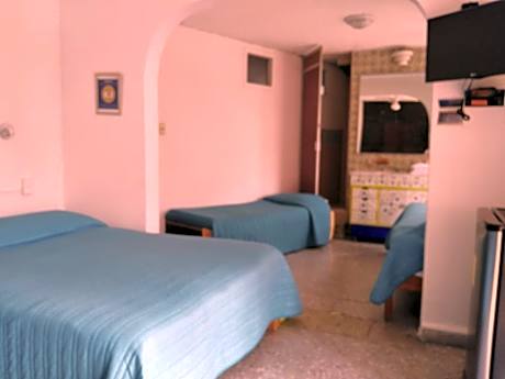 Quadruple Room with Bathroom