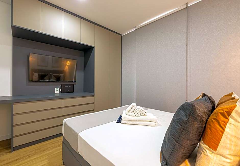 Easy Star - Lindo Studio na m elhor localização do Brooklin!- ZR01H