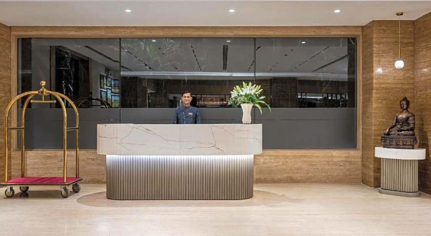 Express Inn The Business Luxury Hotel