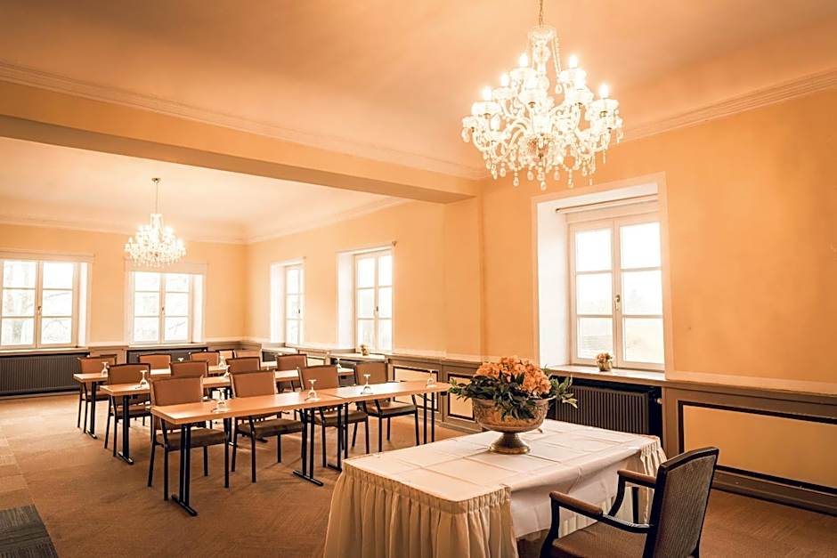 Schlosshotel Neufahrn