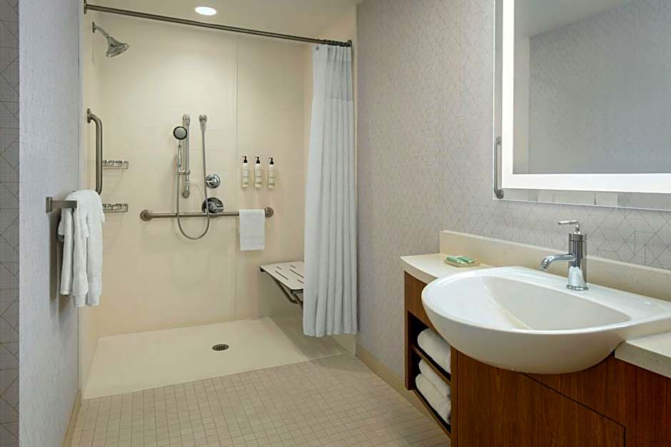 SpringHill Suites by Marriott Buffalo Airport