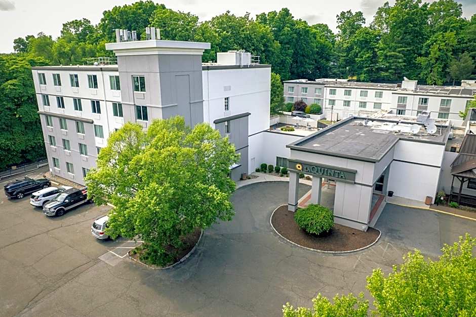La Quinta Inn & Suites by Wyndham Danbury