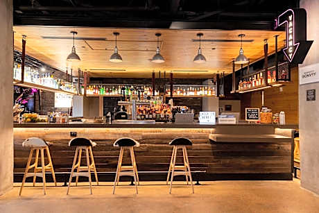 Moxy Nashville Downtown