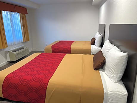 Queen Room with Two Queen Beds
