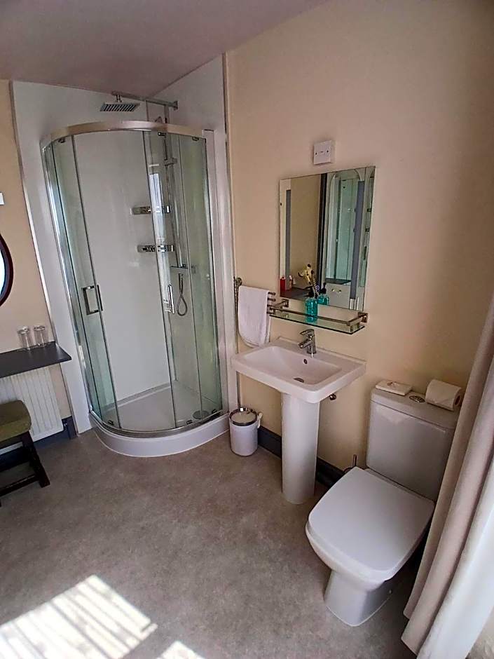 Glendower Hotel