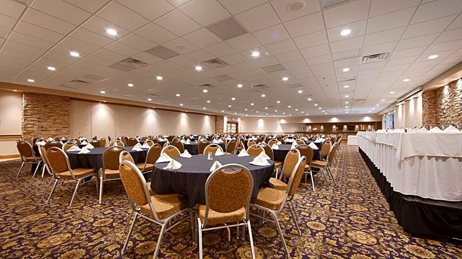 Best Western Starlite Village