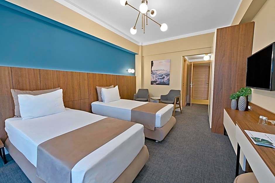 Oxford Hotel & Conference Center