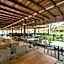 Arnor De Luxe Hotel & Spa