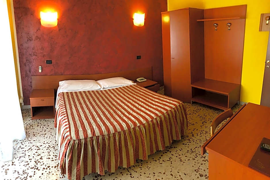 Foto 1 de 4 de 1 Double Bed or 2 Beds