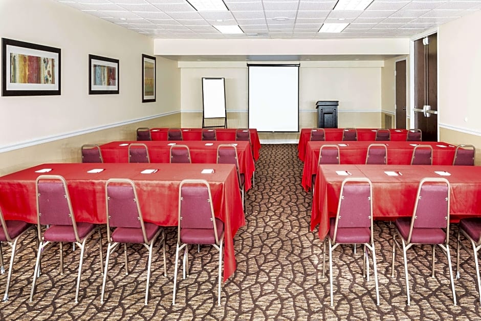 Ramada Salt Lake City N Temple – Salt Lake City, UT