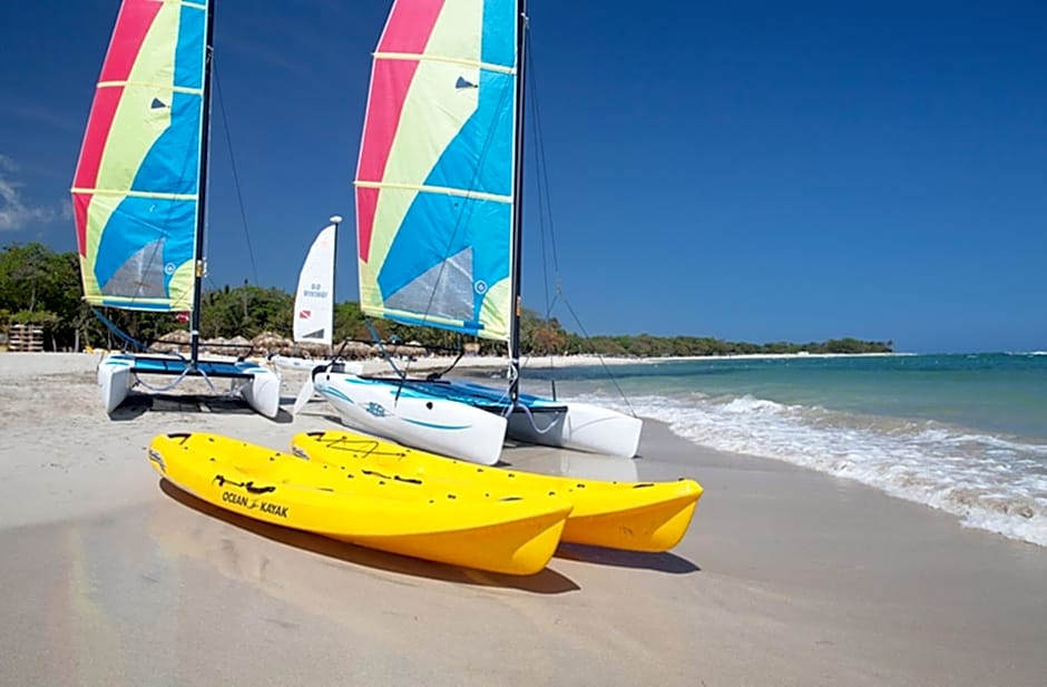 Iberostar Waves Costa Dorada- All Inclusive