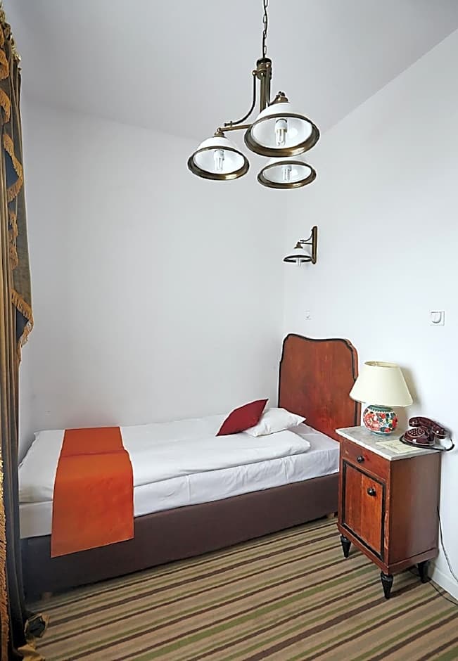 Hotel Pałac w Myślęcinku