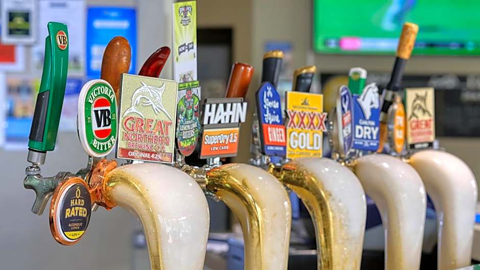 Coachman Hotel Motel