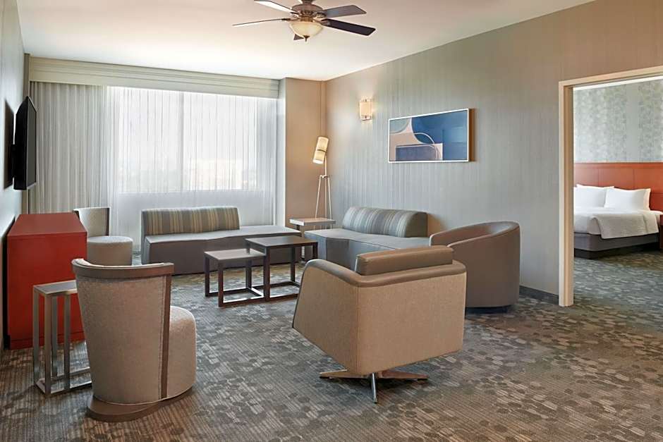Courtyard by Marriott Ottawa East