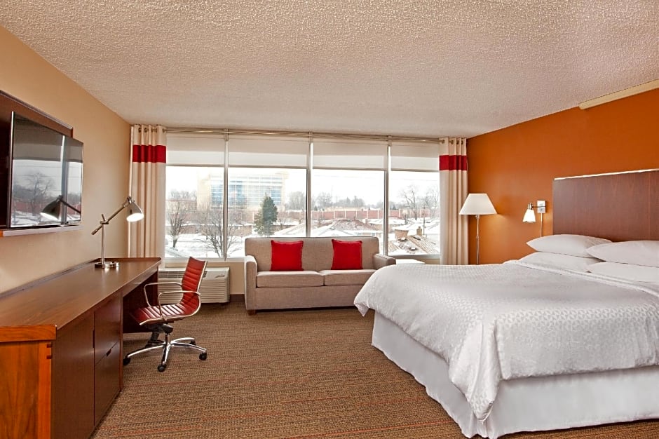 Four Points by Sheraton Cleveland Airport