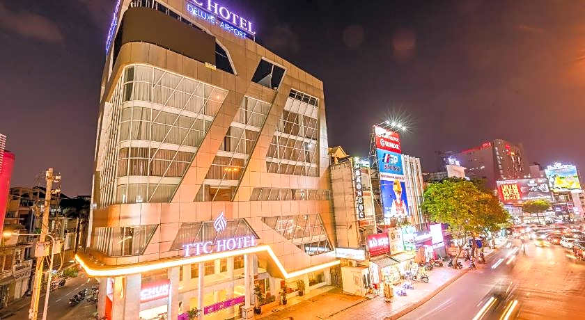 Ttc Hotel Deluxe Airport