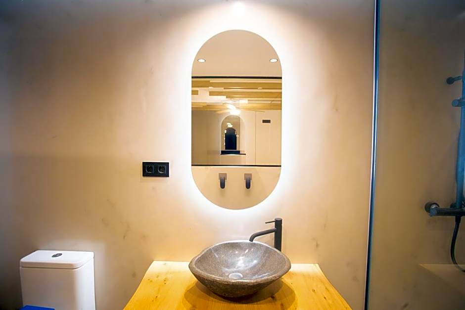 L'indret del Pedraforca Adults Only