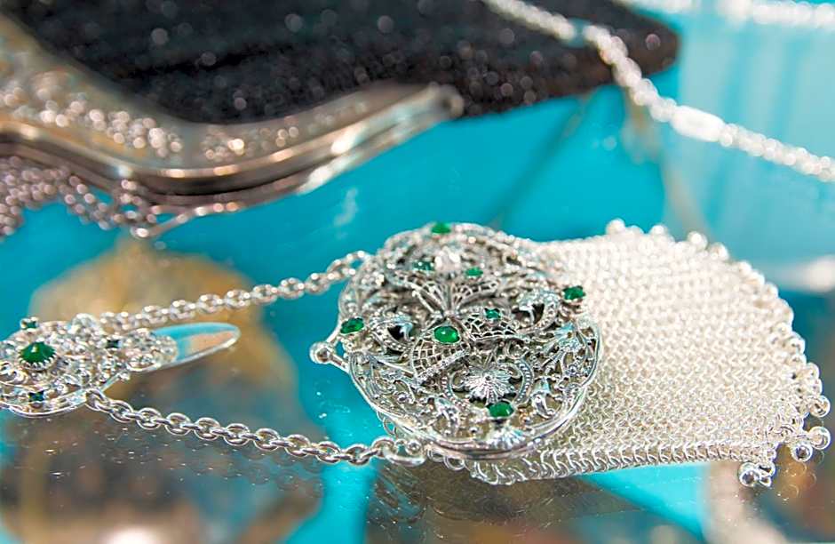 Hotel Oleum - Parking Gratuito bajo disponibilidad y reserva previa