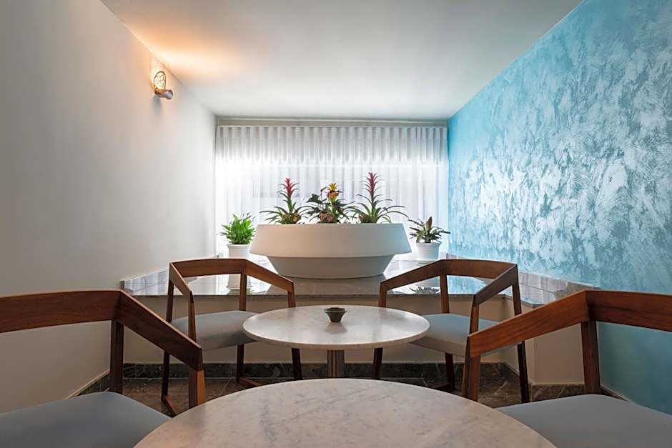 Antoniel Suites